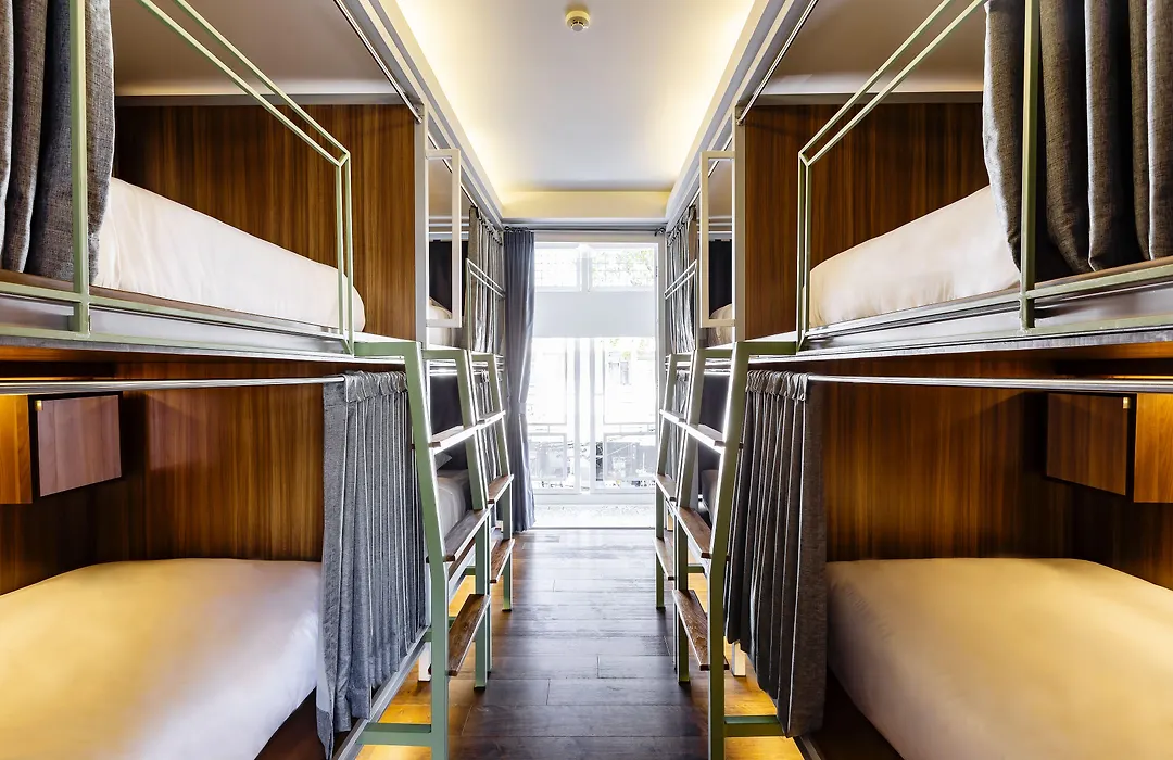Khunluang Hostel (Adults Only)-1